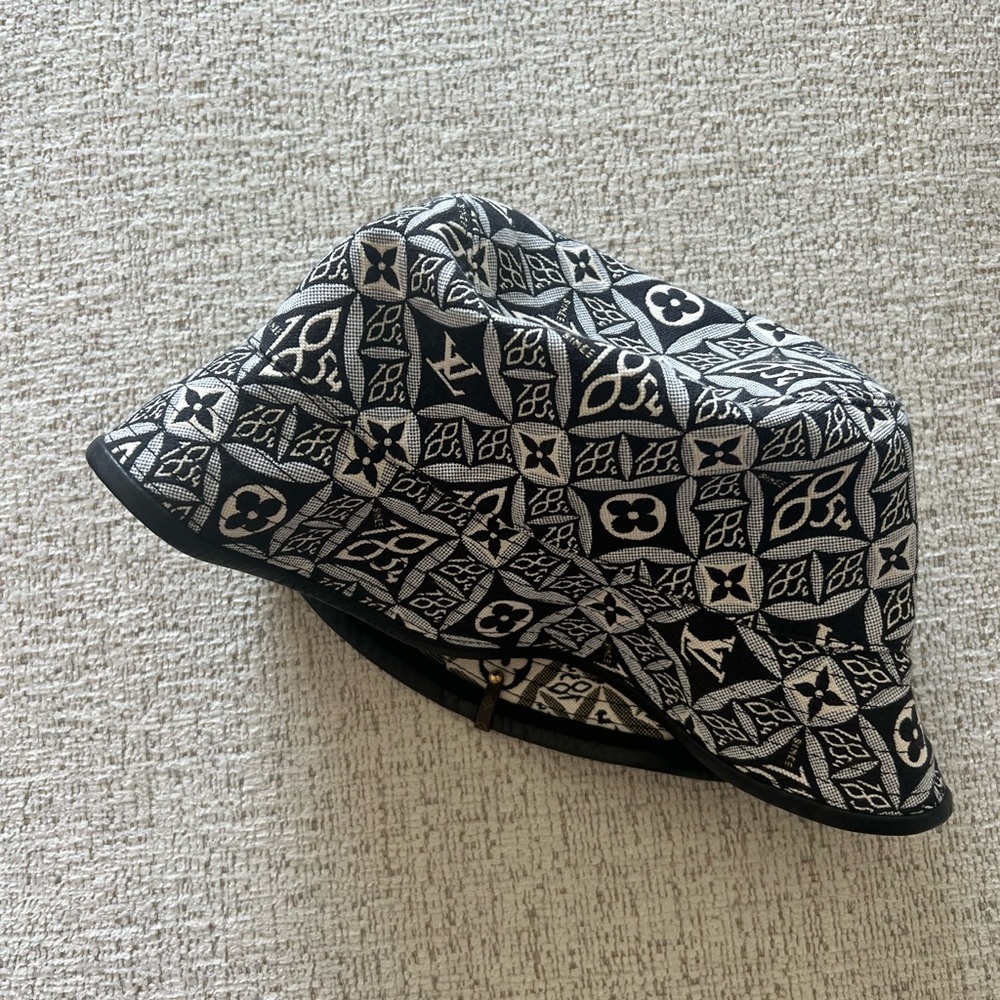 Louis vuitton 1854 bucket hat - Picture 5 of 5